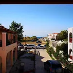 Sea & River Apartments